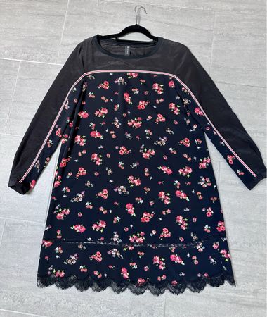 MARC CAIN Kleid in Blumenmuster mit Spitze LP 289.-.-