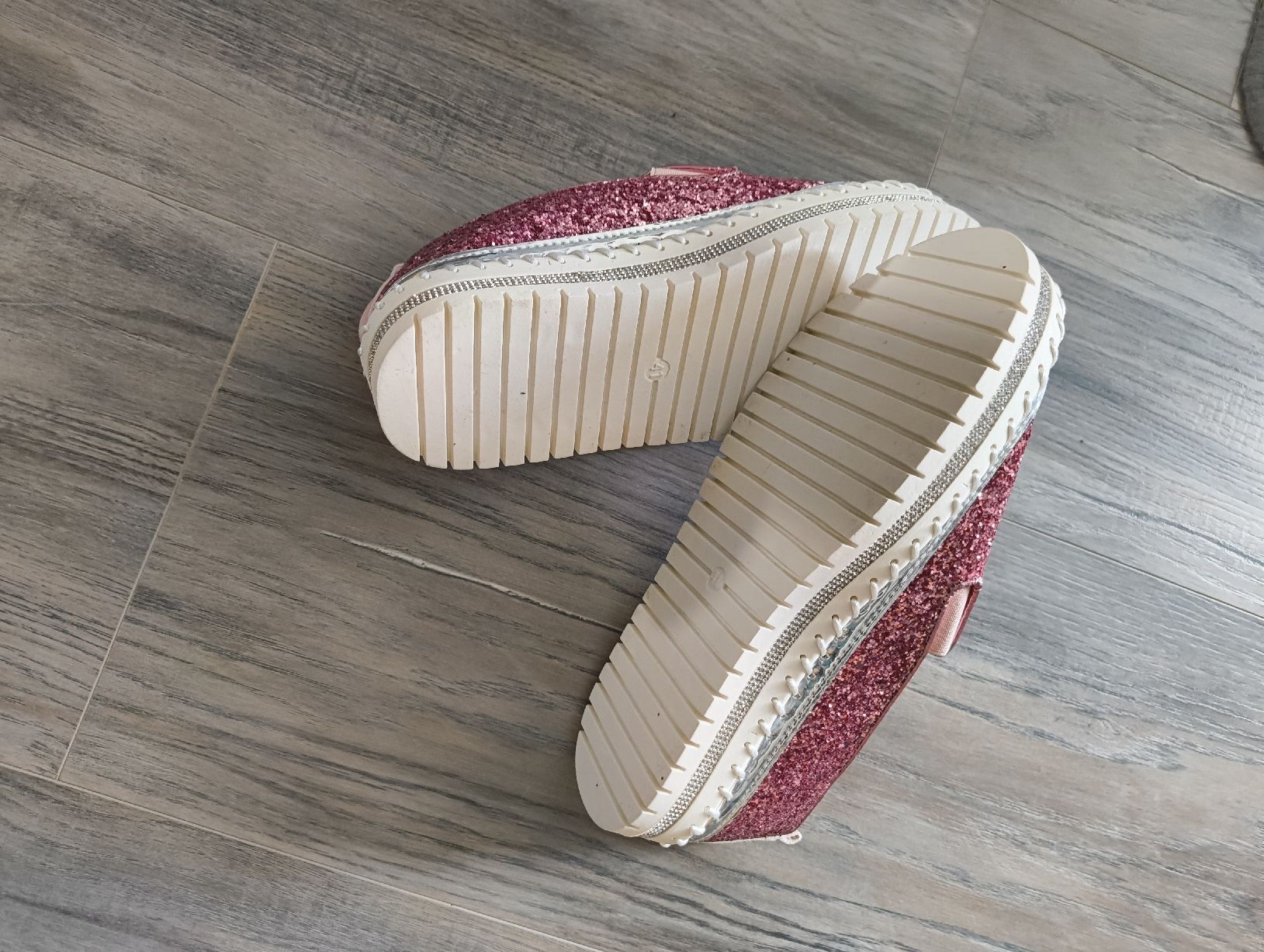 Scarpe da donna: neue Glitzerschuhe 41 – Nuovo e nell'imballaggio originale da Flawil venduto da elenor05 1
