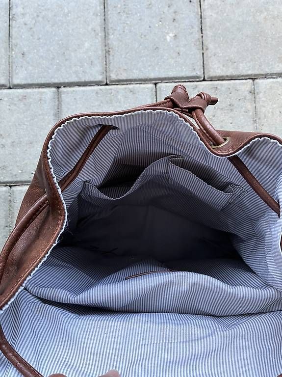 Zaini: Tagesrucksack – Usato da Münsingen venduto da mus_7tm9 3