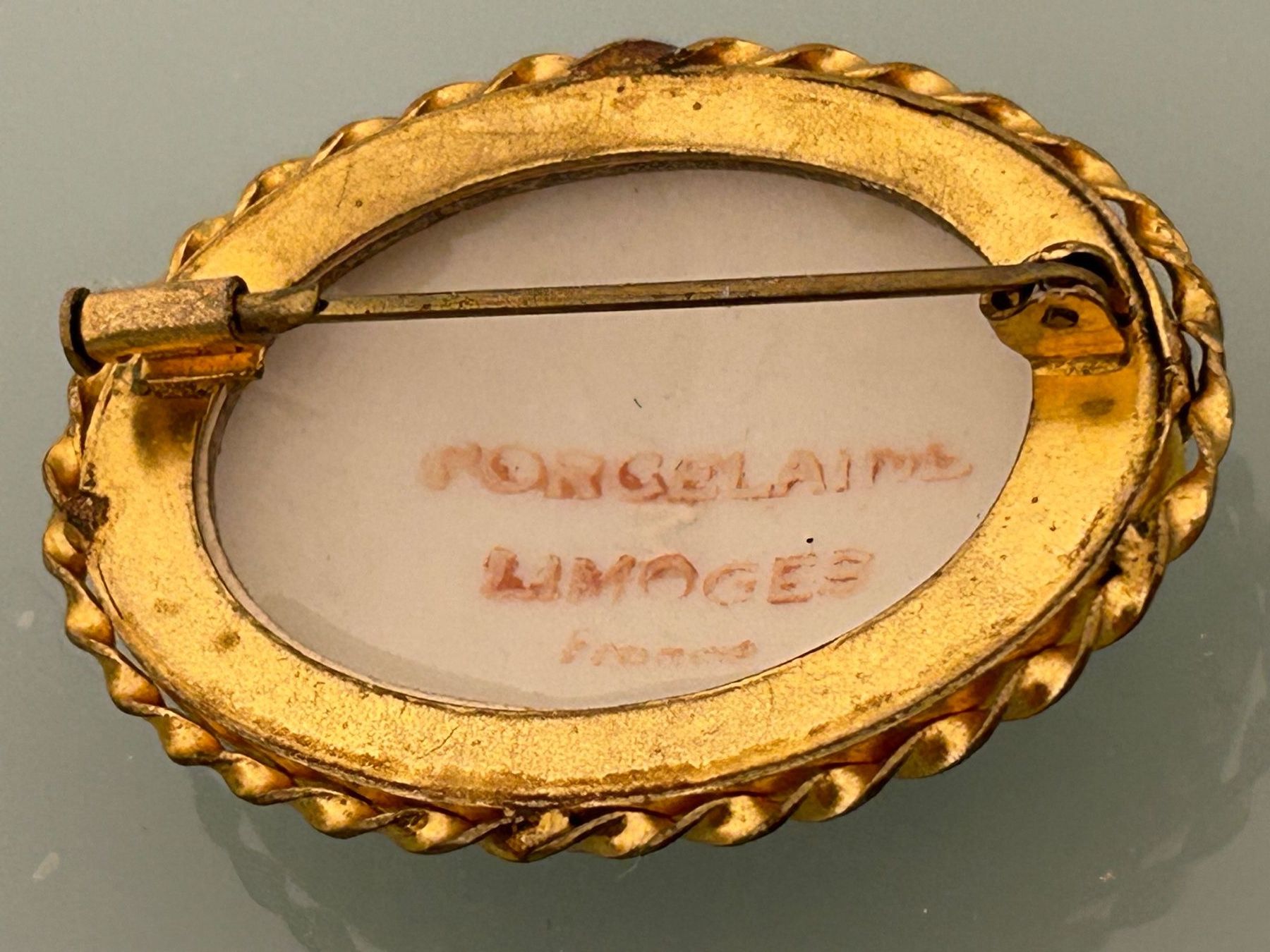 Broches & Aiguilles: Wunderschöne, alte Limoges-Brosche – D'occasion à Eschenz par glaro14 3