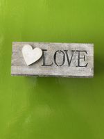 Holzbox LOVE mit Herz Dekoration schäbichic
