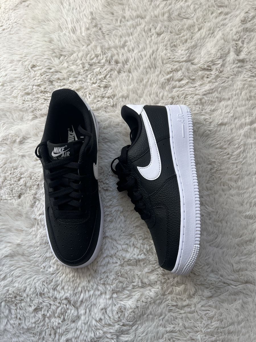 Nike Scarpe da uomo: Baskets Nike Air Force 1 noires et blanches 39 neuf – Nuovo e nell'imballaggio originale da Urtenen-Schönbühl venduto da Big.sanad 2