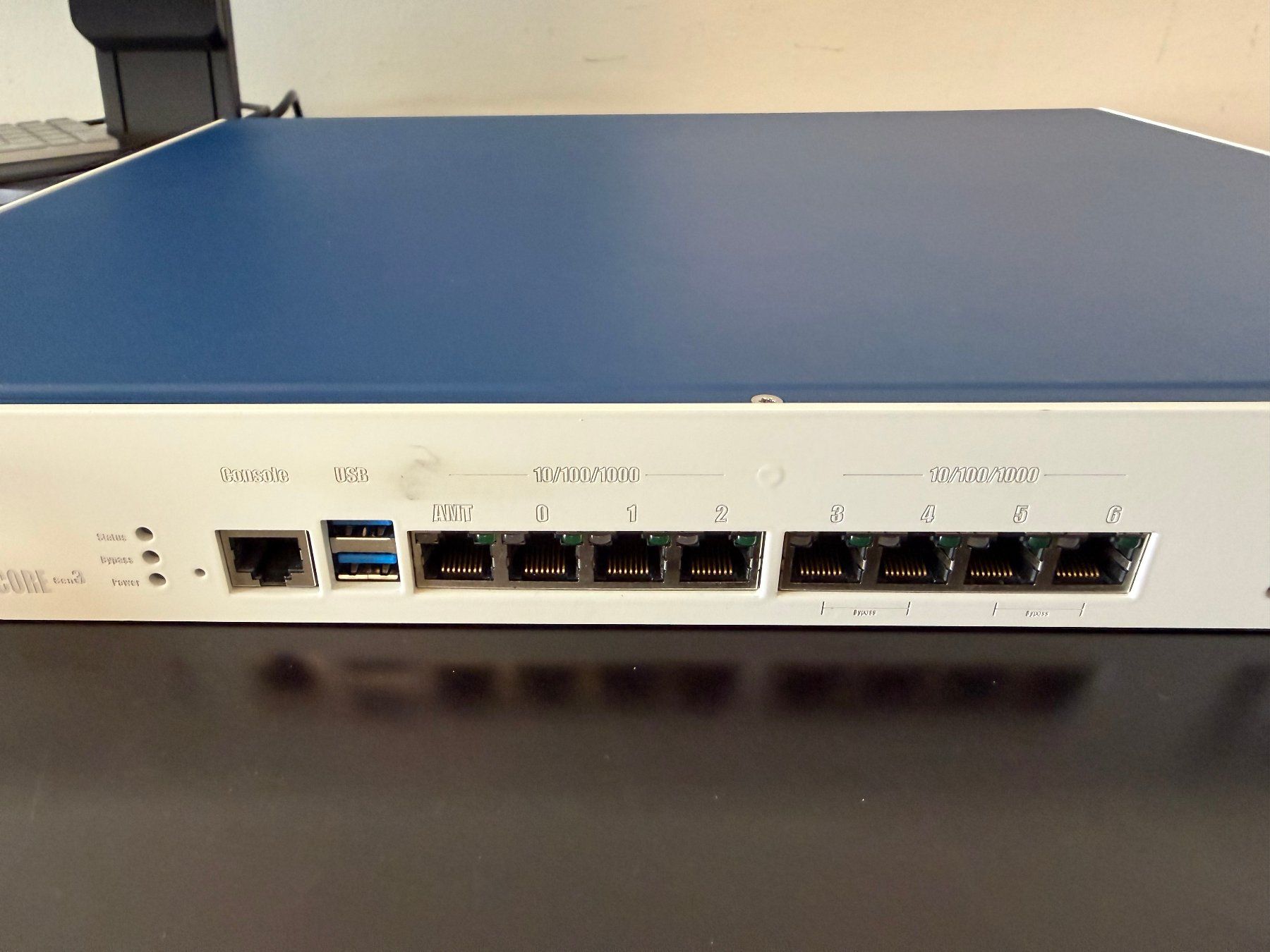 Opnsense Pare-feu: Deciso PFS19004R - OPNsense - Quad Core Gen3 SSD Rack – D'occasion à Zürich par onlime 2