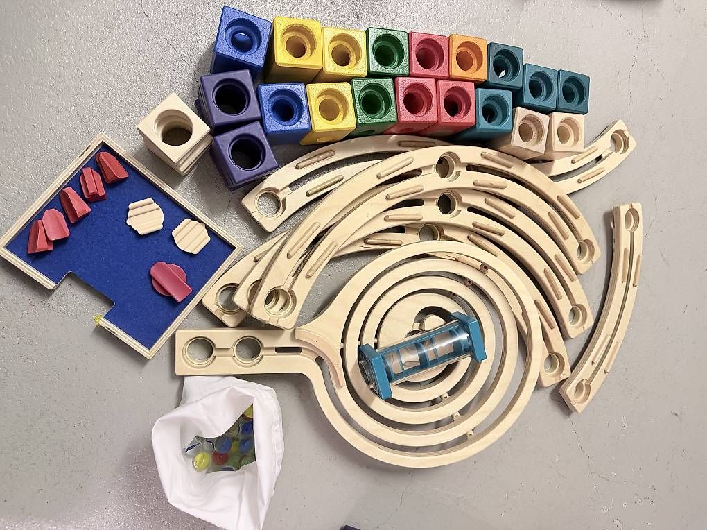 Spielzeuge: Hape Quadrilla Set – Gebraucht aus stäfa von Jasii