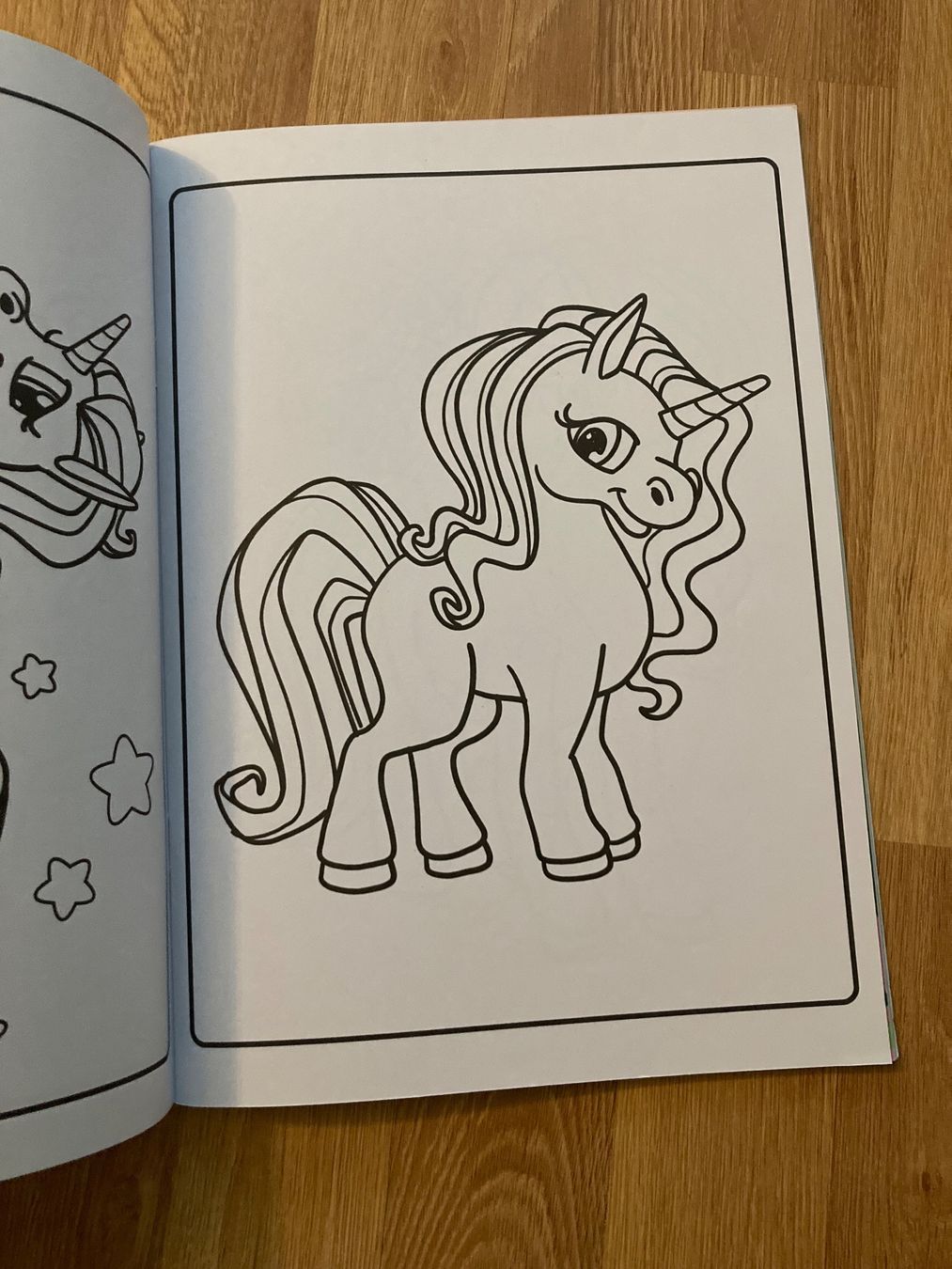 Autocollants: Einhorn Sticker Malbuch – Neuf (Voir description) à Emmenbrücke par JJ_89 2
