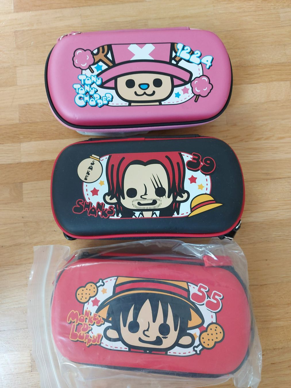 Cover & Protezioni schermo: One Piece Konsolen Hülle – Usato da Allschwil venduto da Tifa