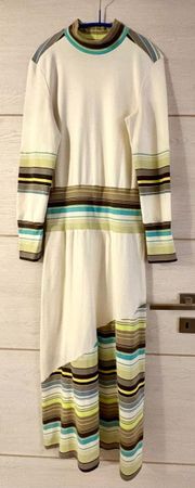 Sommerliches Maxikleid, Grösse 36, gestreift & bequem