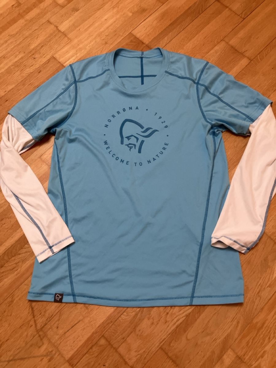 Norrøna Pulls & Sweat-shirts: Norrona langarmshirt Grösse M – D'occasion à Steffisburg par muggenstutz31