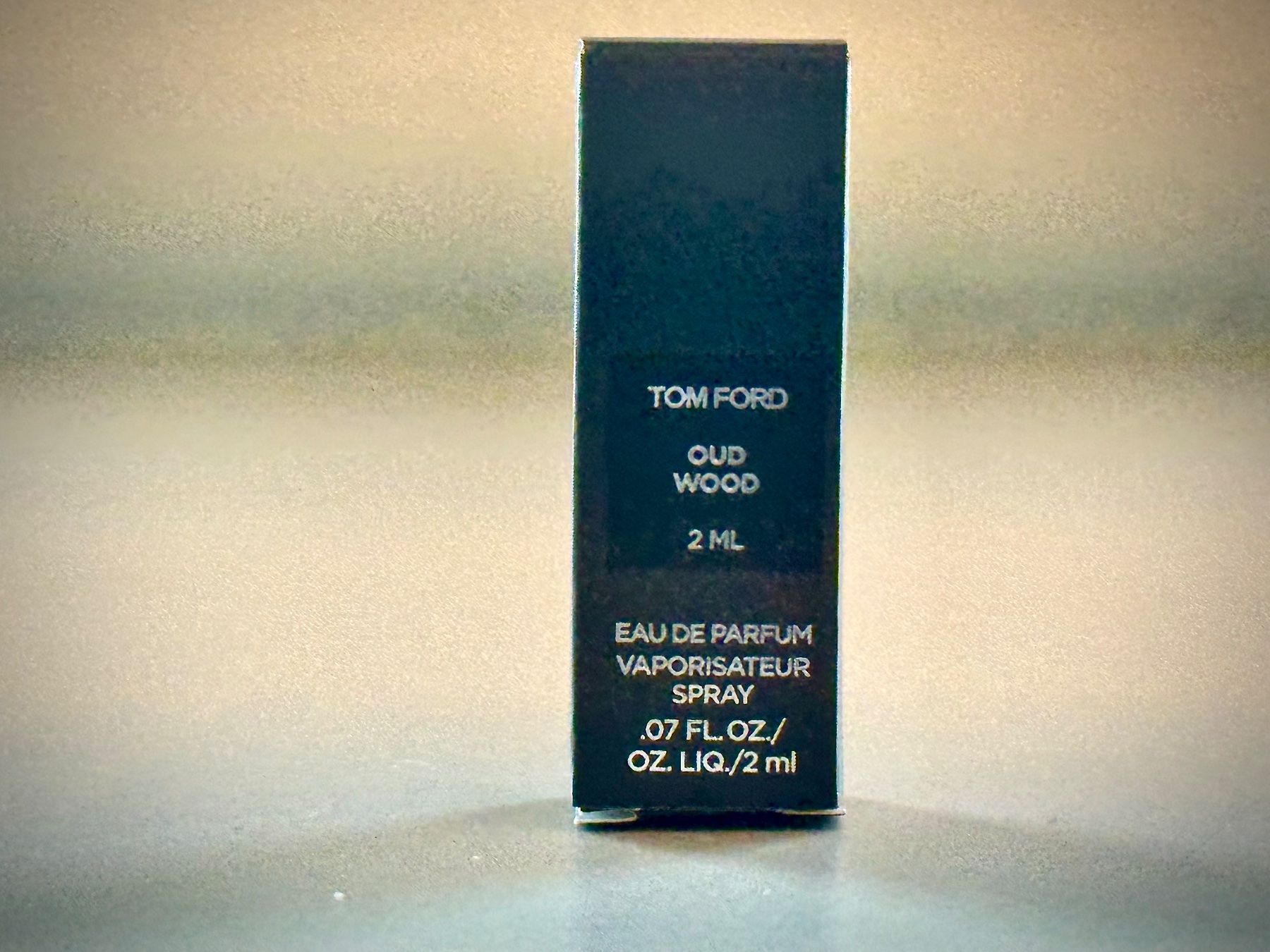 Tom Ford Profumi & Eau de Toilette: Oud Wood - Tom Ford - Originalprobe 2ml – Nuovo e nell'imballaggio originale da Zug venduto da grivis