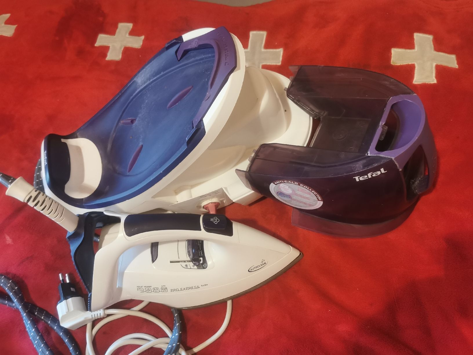 Tefal Ferri da stiro: Tefal Pro Bügeleisen Express mit Station – Usato da Mellingen venduto da fra_g7y8 4