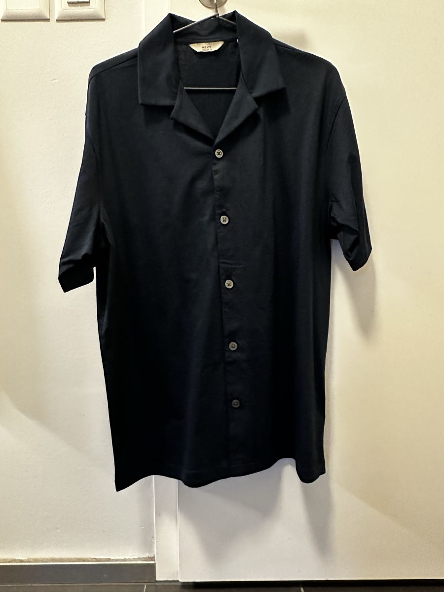 Next Chemises: Chemise NEXT Navy taille S – Neuf (Voir description) à Carouge GE par cytoplan 1