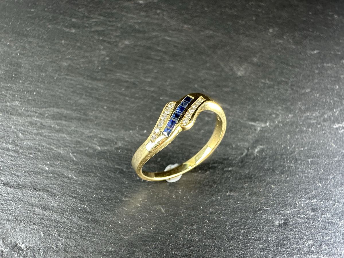 Anelli: Goldring mit Saphiren und Diamanten – Nuovo (secondo la descrizione) da Chur venduto da spitfix