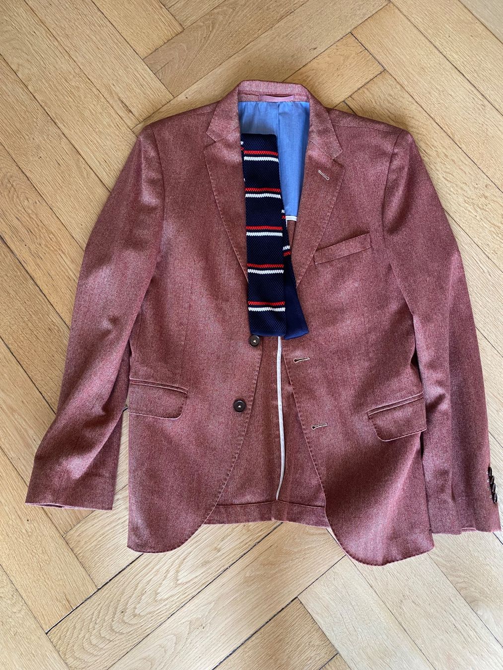 Giacche: Herringbone Blazer inkl. Strickkrawatte, Gr. 48, rot/lachs – Usato da Lausanne venduto da abie01