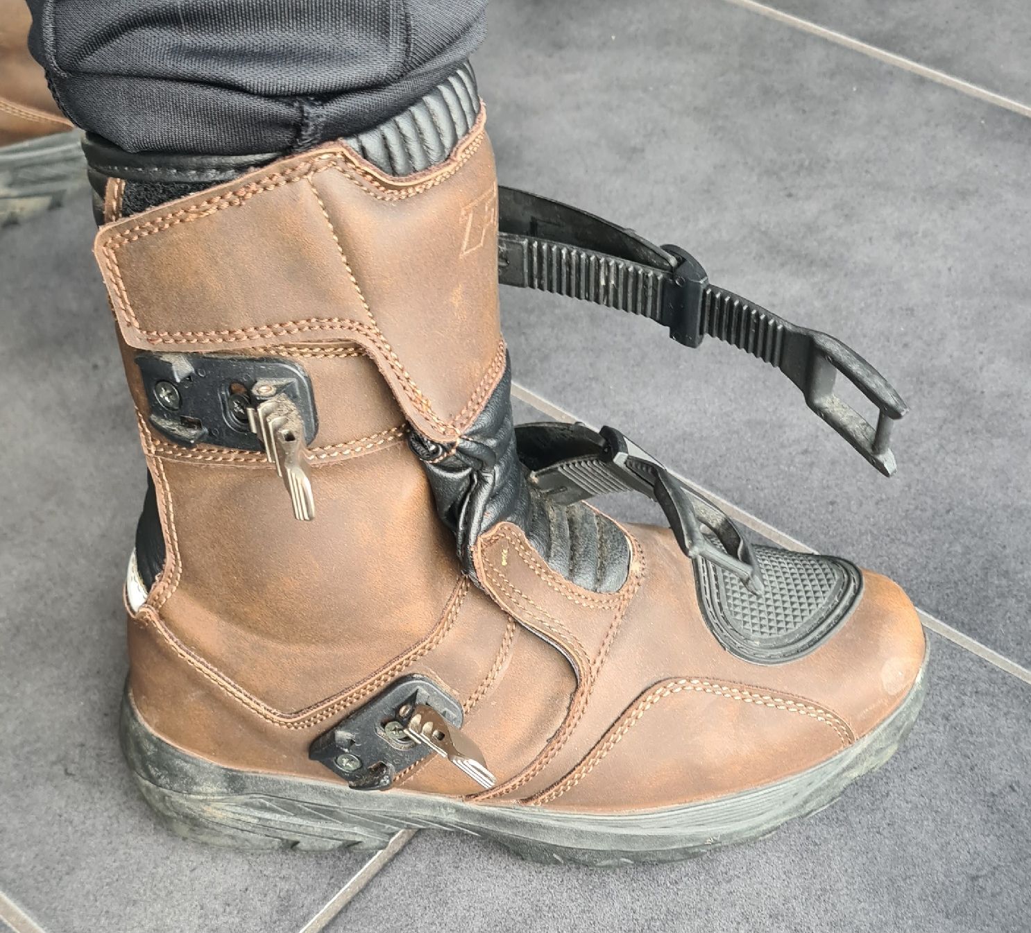 Herrenschuhe: Bottes de moto FLM beige – Gebraucht aus Monthey von NoranIndio 3