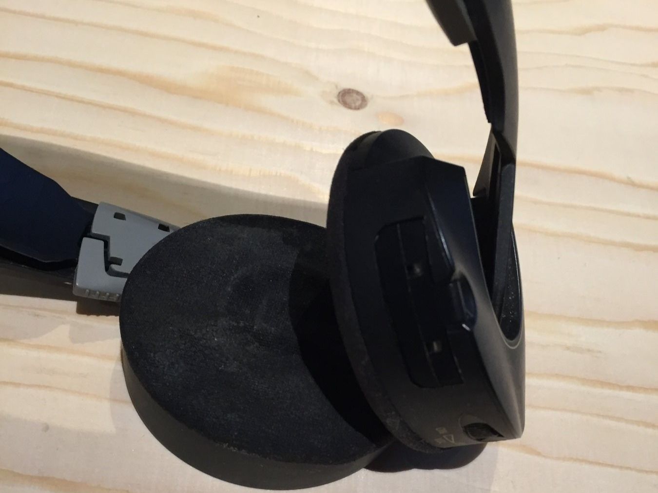 Sennheiser Kopfhörer: Sennheiser RS 8  Funkhörer – Defekt aus Würenlingen von Schneiderhifi 4