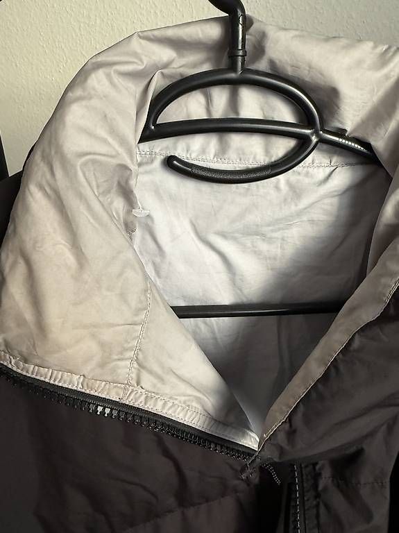 Giacche: Helly Hansen Winterjacke XL reverse – Usato da Basel venduto da momo.st 1