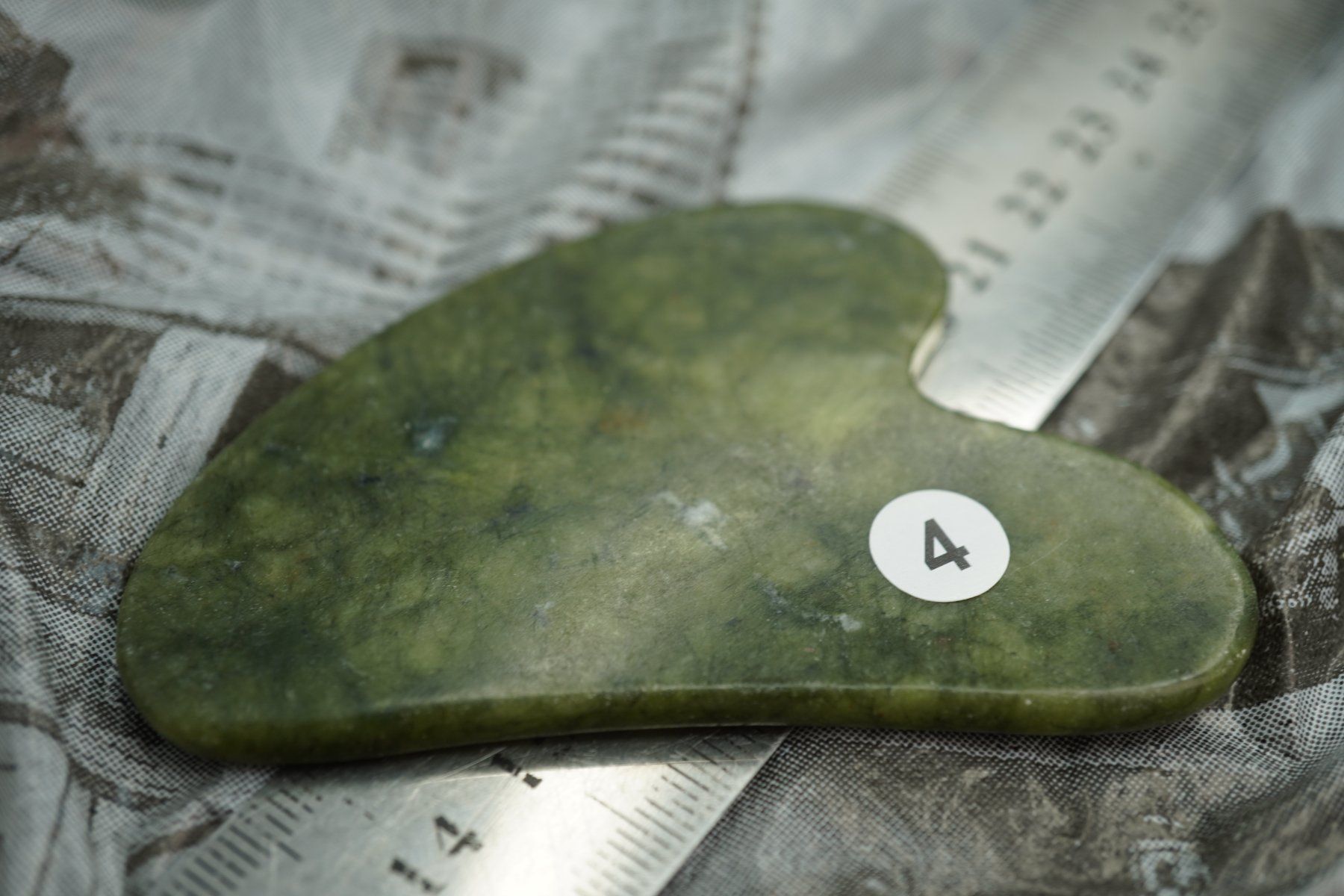 Minerali & Pietre curative: Gua Sha Massage-Stein  Nephrit Jade     ab 1.- – Nuovo e nell'imballaggio originale da Eschenbach SG venduto da topstone 1