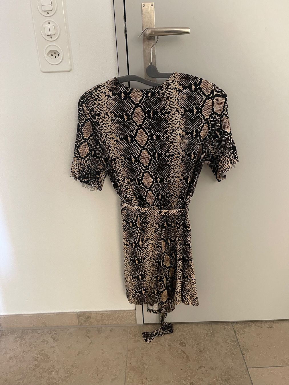 Tute: Subdued Overall mit Animal Print – Usato da Zürich venduto da liz_l6f7 1