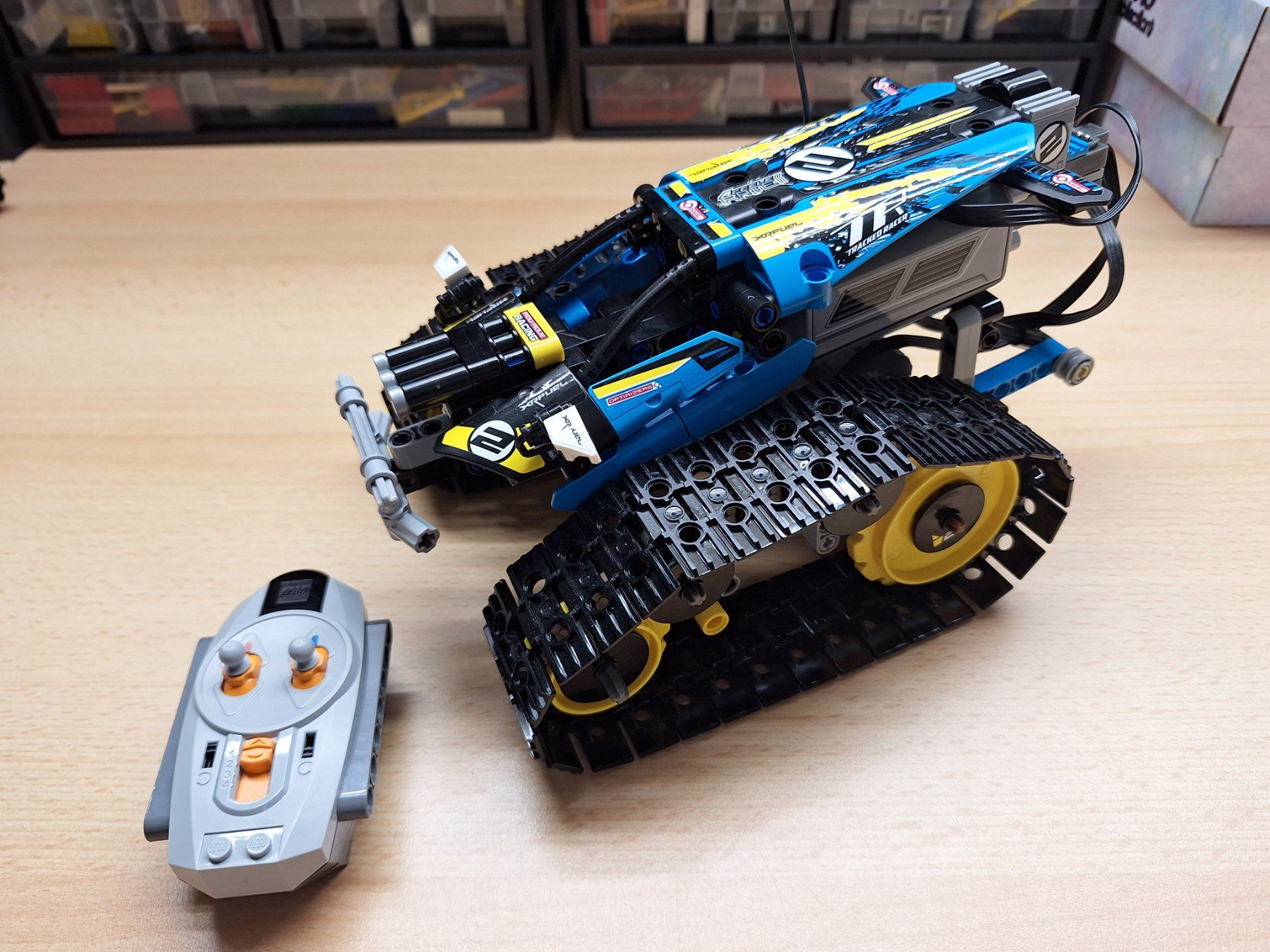 Lego Kit di costruzioni: Lego 42095 Stunt Racer – Usato da Zürich venduto da Candid85