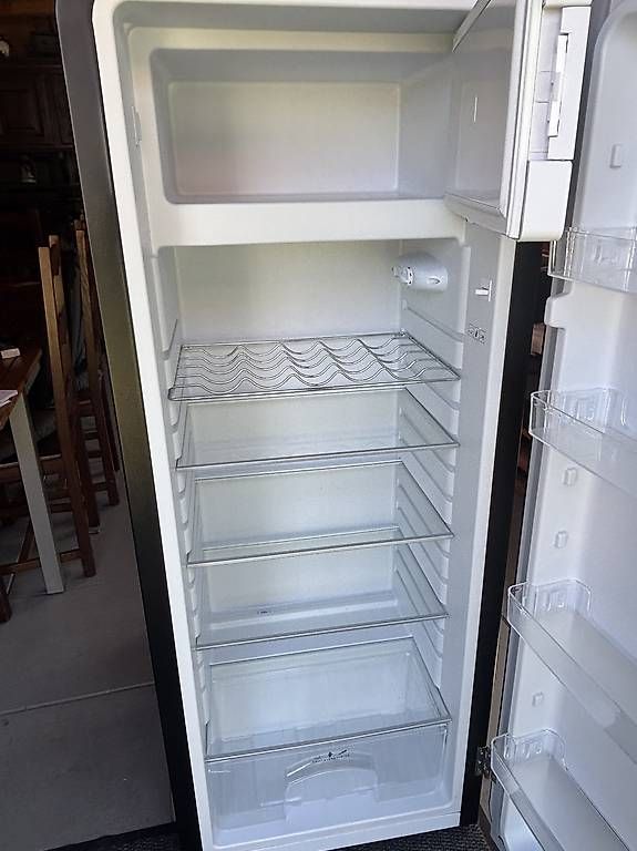 Kühlschrank: Frigo Frescolino Trisa 281L – Gebraucht aus Bevaix von a.merz 1