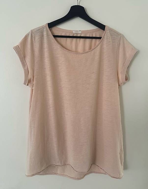 Esprit T-Shirts: ESPRIT T-Shirt. Gr. 42 – Gebraucht aus Flawil von mar_9chb