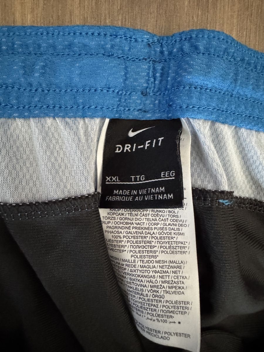 Nike Pantaloni: Nike Jogginghose – Usato da Ottenbach venduto da Mani769 1