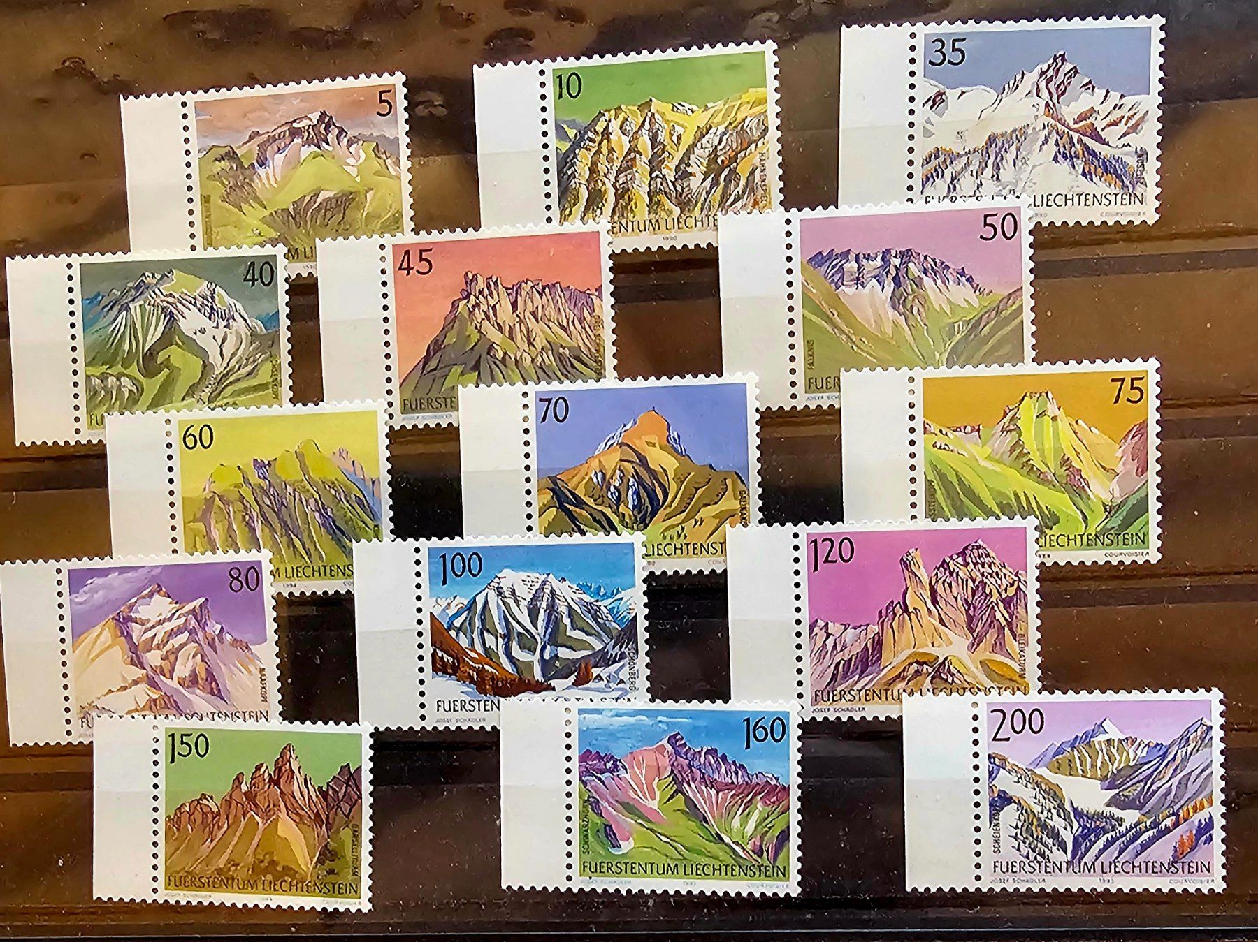 Tous les timbres: FL - Satz ** 1989-93 – Neuf (Voir description) à Les Valettes par Nuba1