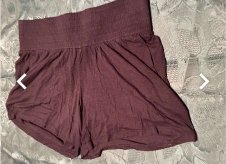 Shorts H&M estivi, tg S, M-colore nero-vita alta e elastico
