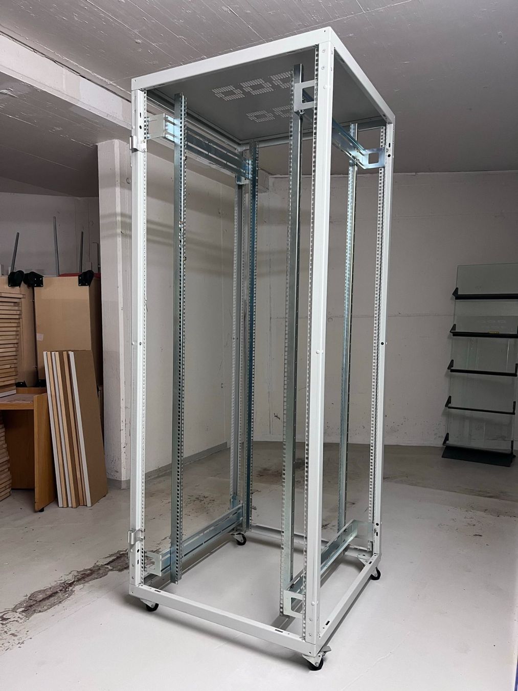 Racks & Cavalletti: Rack pour serveurs – Usato da COPPET venduto da lau_j5c6 1