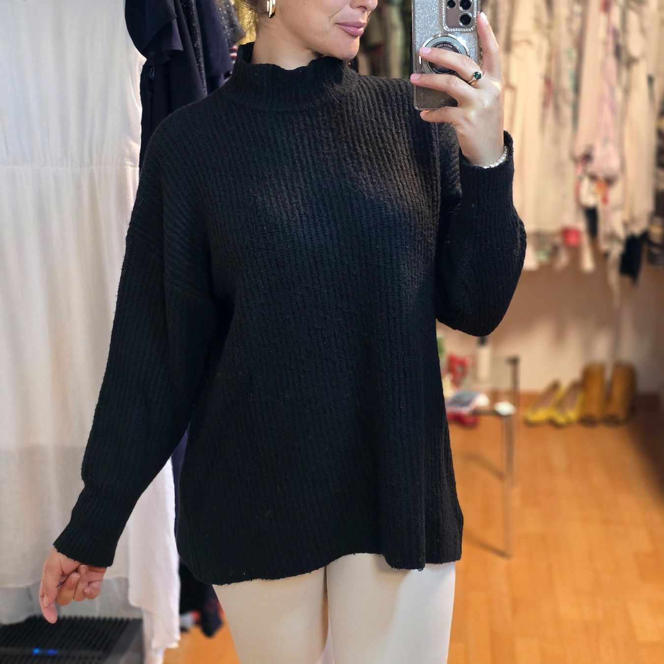 Monki Maglioni & Felpe: Monki Rollkragenpullover Schwarz Gr. 40/42 warm Strick – Usato da Wald ZH venduto da CapLux 1
