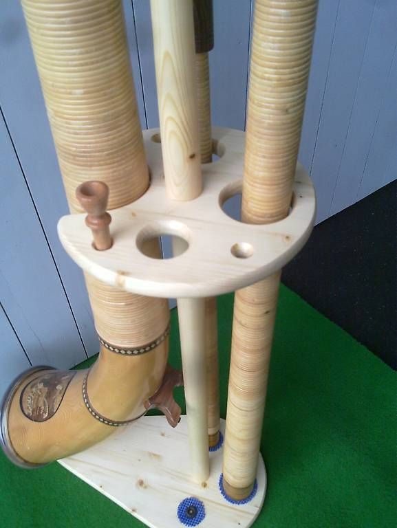 Strumenti musicali: Alphorn-Ständer 4er – Usato da Reiden venduto da woodARTmusic 3
