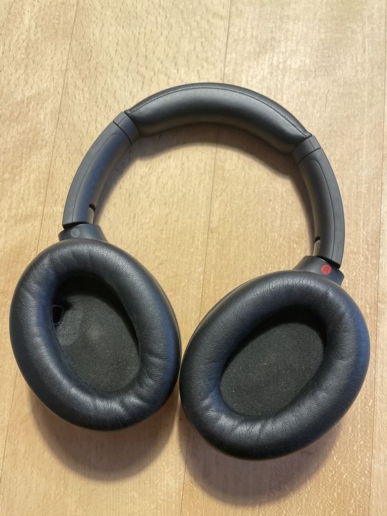 Sony WH-1000XM4 5