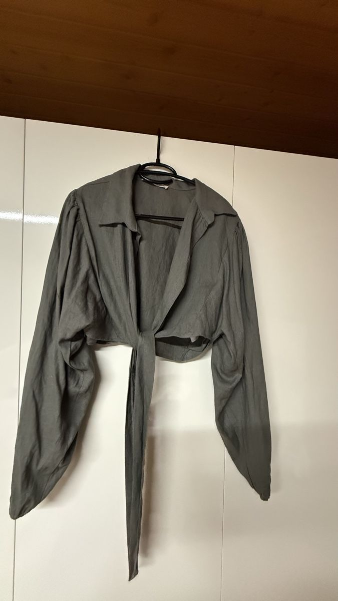 Bolero: Bolero aus Leinen gr M neu – Nuovo (secondo la descrizione) da Haslen GL venduto da rana04 1