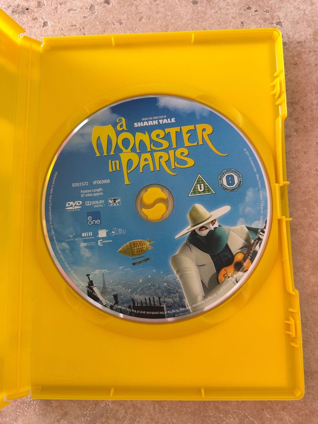 Tutti i DVDs: DVD: A Monster in Paris – Usato da Oberkulm venduto da angela_05 2