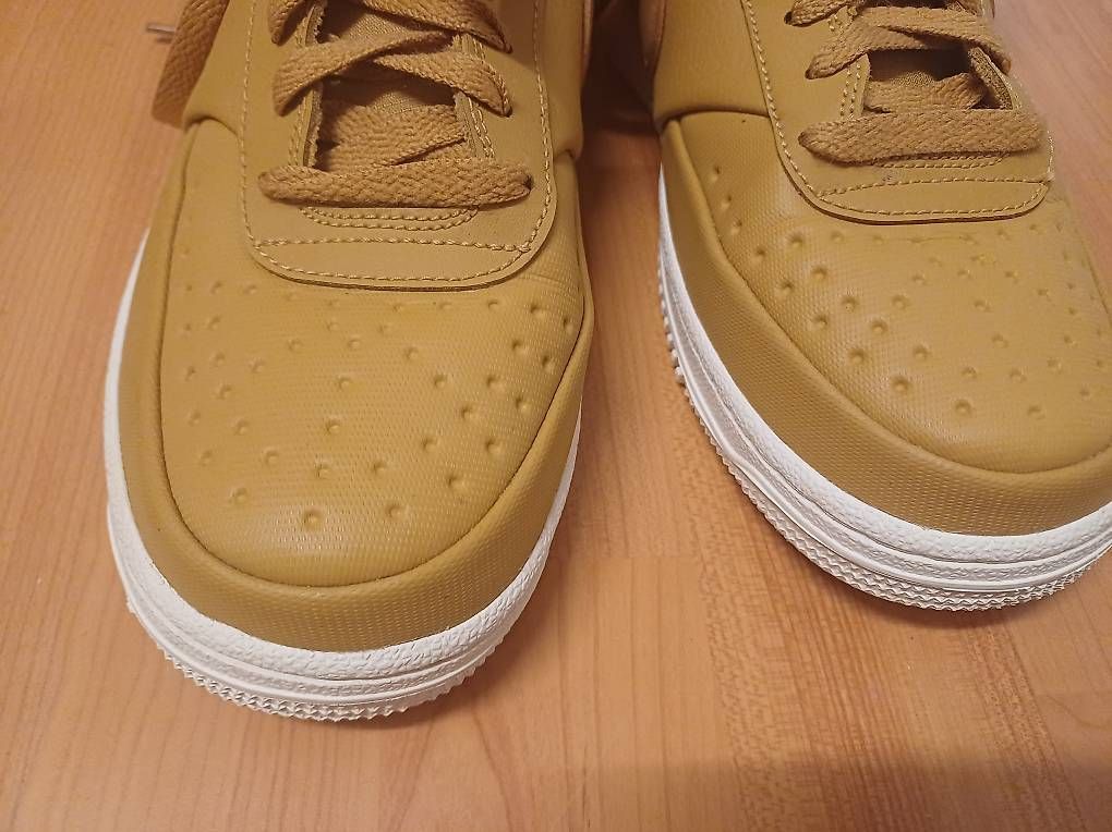Scarpe da uomo: Nike Schuhe Winter Gr. 40.5 – Usato da Roggliswil venduto da trek01 2