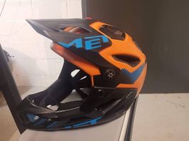 MET Parachute helmet Limited Edition