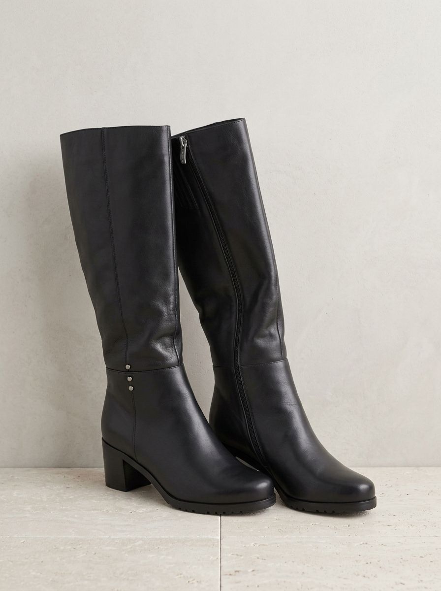 Chaussures femmes: Bootte noire – Neuf avec emballage d'origine à Fribourg par VictoriaShop7