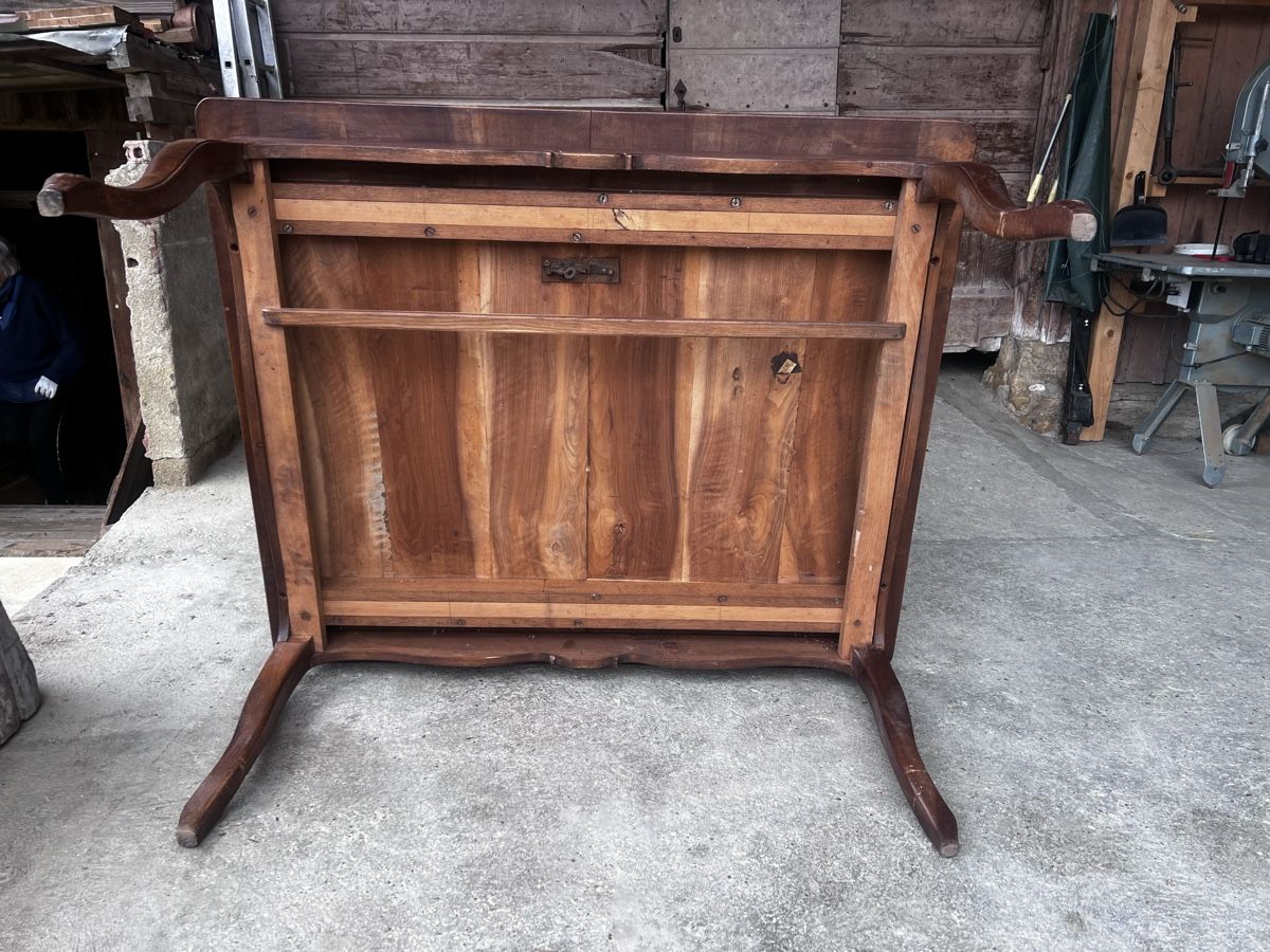 Tische: Table en chêne – Gebraucht aus Arnex-sur-Orbe von SPATZEL666 4