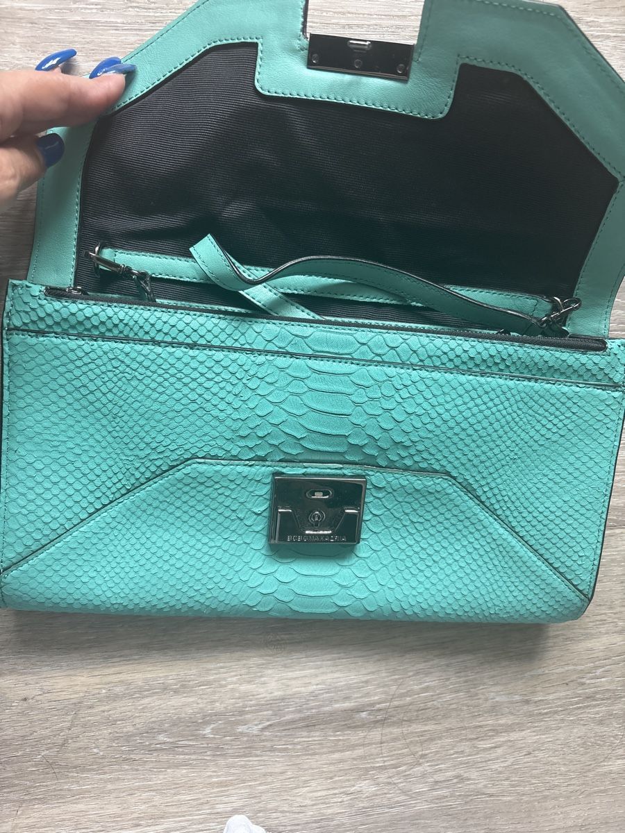 Taschen für Damen: Superbe sac à main BCBGMAXAZRIA turquoise, comme neuf! – Neu (gemäss Beschreibung) aus Peseux von camosport 1