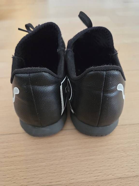 Herrenschuhe: Fussballschuhe Halle – Gebraucht aus Bülach von Boubbleziss 3