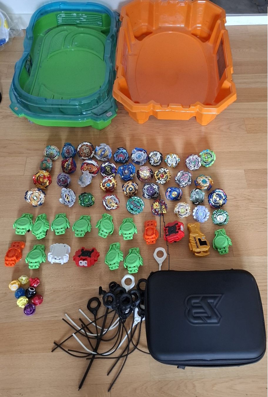 Giocattoli: Riesen Beyblade Set! – Usato da Winterthur venduto da krisrazur