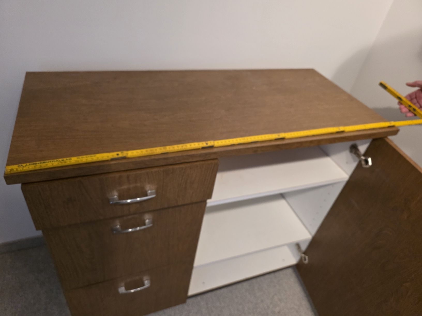 Scrivanie: Office furniture – Usato da Hinwil venduto da Ehretstock8 2