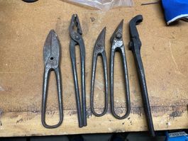 Antike Zangen und Scheren, Blechscheren, Schmiedwerkzeug