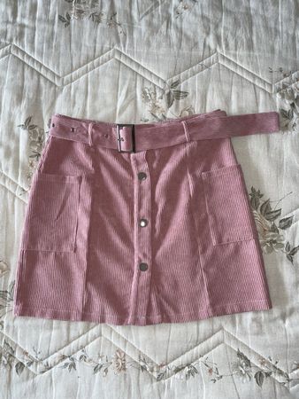✨ SHEIN pink corduroy mini skirt with belt ✨