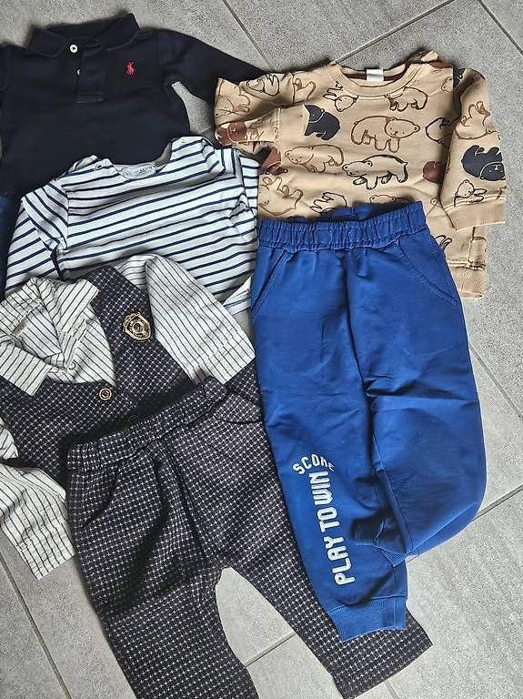 Lotti & Set di vestiti: Babykleider-Set 6-9 Monate Frühling – Usato da Unterkulm venduto da Sani78 2