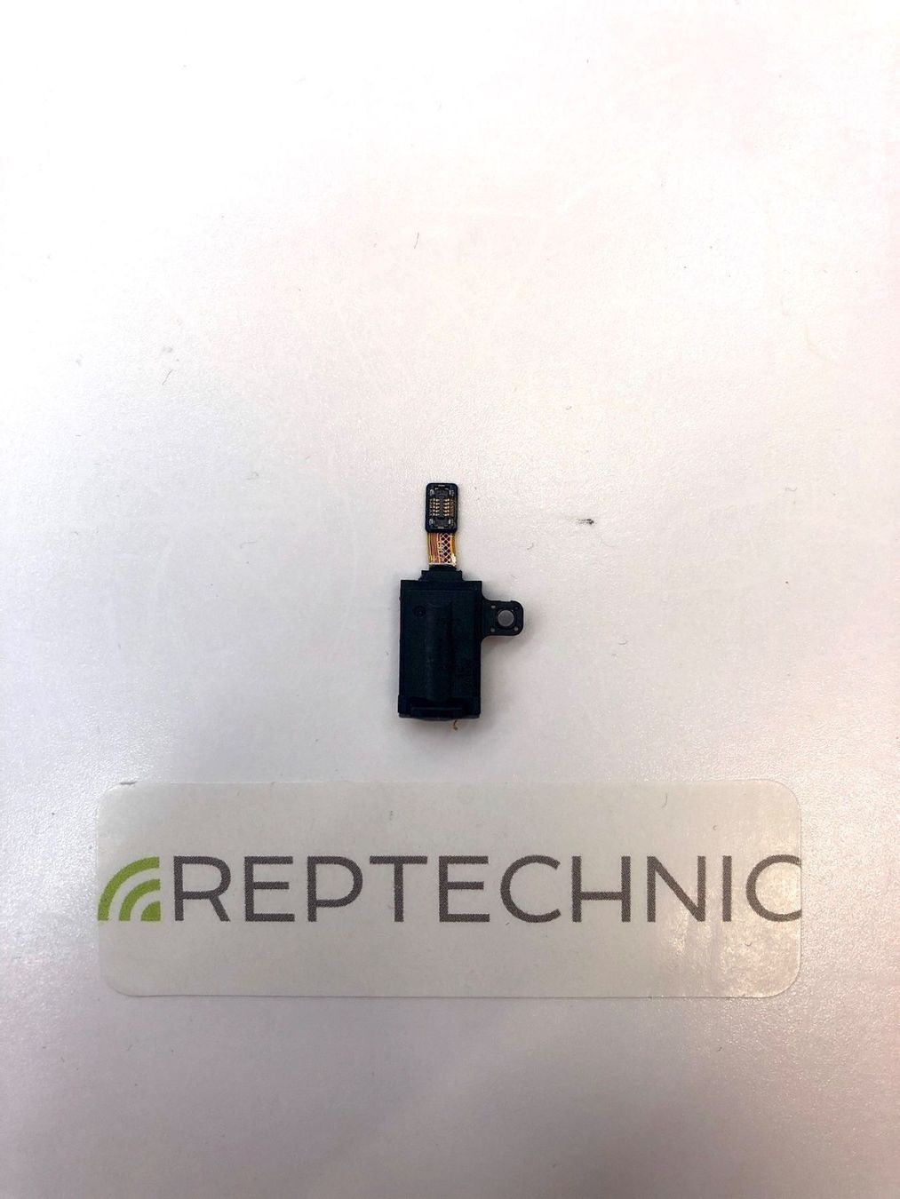 Samsung Telefoni cellulari / Smartphones: Samsung Galaxy S10 Plus Kopfhörerbuchse – Nuovo e nell'imballaggio originale da bern venduto da reptechnic 1
