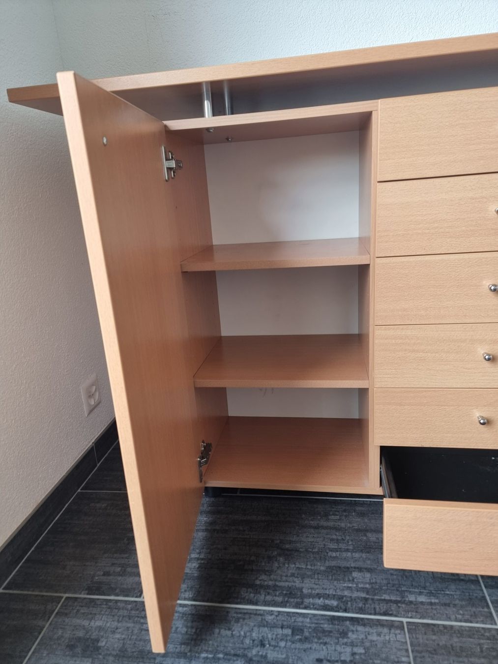 Cassettiere: Schönes Sideboard mit Schubladen und Ablagefläche – Usato da Buchrain venduto da Xaro01 3