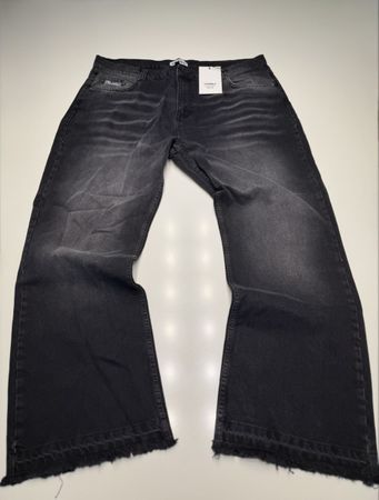 STR4WRLD flared jeans