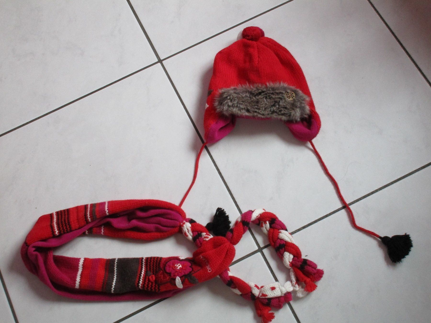 Catimini Altro abbigliamento per bambina: CATIMINI bonnet 4/5ans – Nuovo (secondo la descrizione) da domdidier venduto da picolo99 2