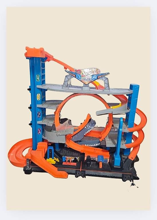 Hot Wheels Giocattoli: Hot Wheels Ultimation Garage Hai – Usato da Wald ZH venduto da bueppi
